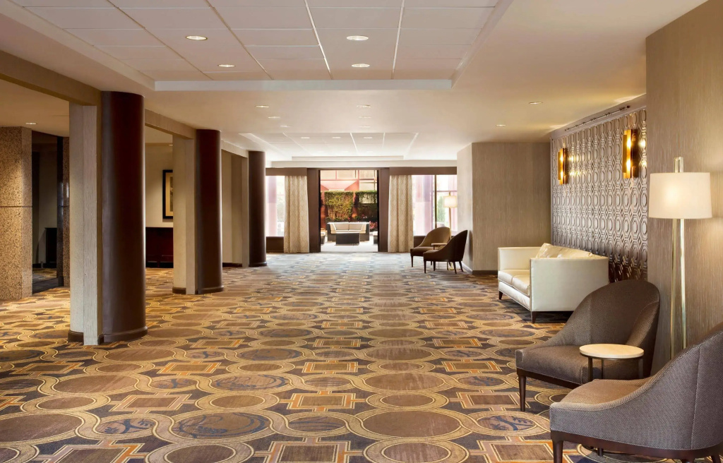 Sheraton LaGuardia East Hotel - Général