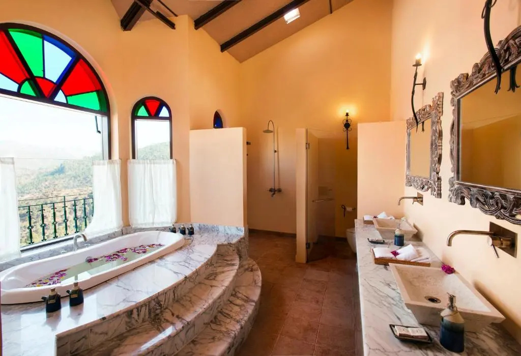 Presidential Suite with balcony and with view