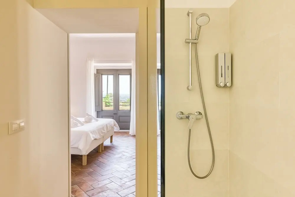 Double Apartment (full double bed)