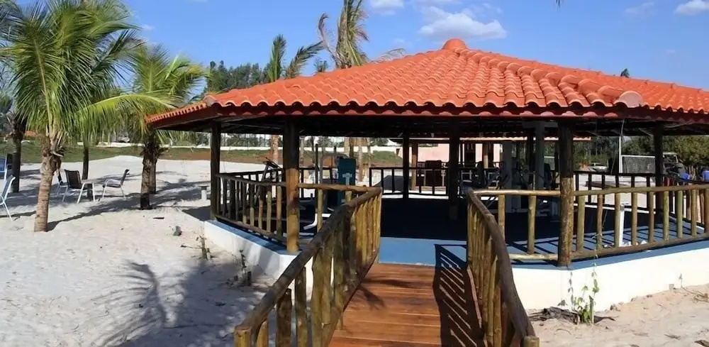 Beach & Waterfront