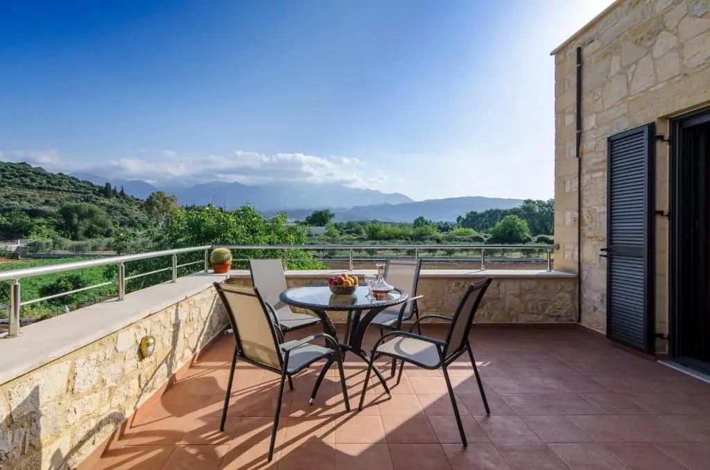 Balcony & Terrace
