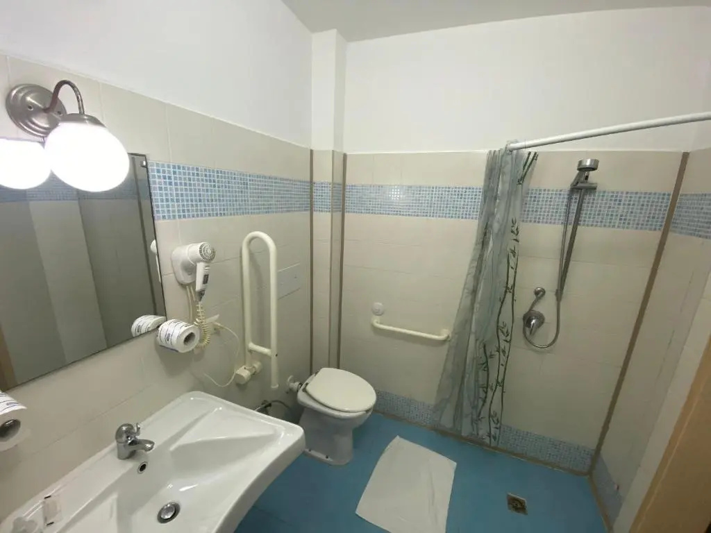 Economy Double room (full double bed)