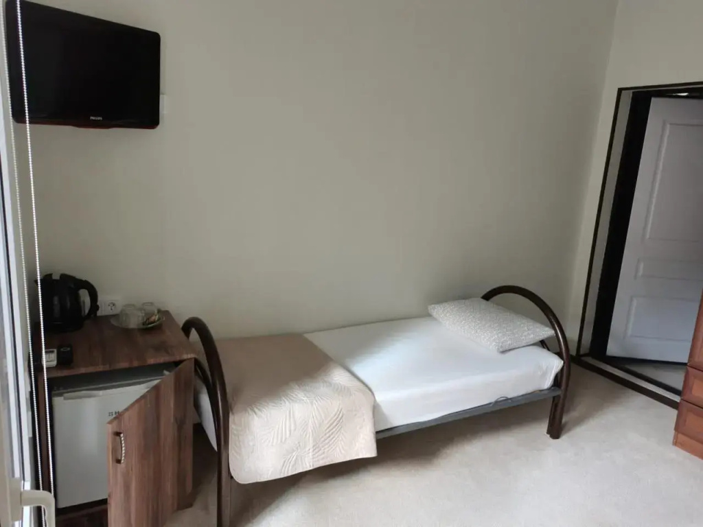 Standard Triple room with balcony