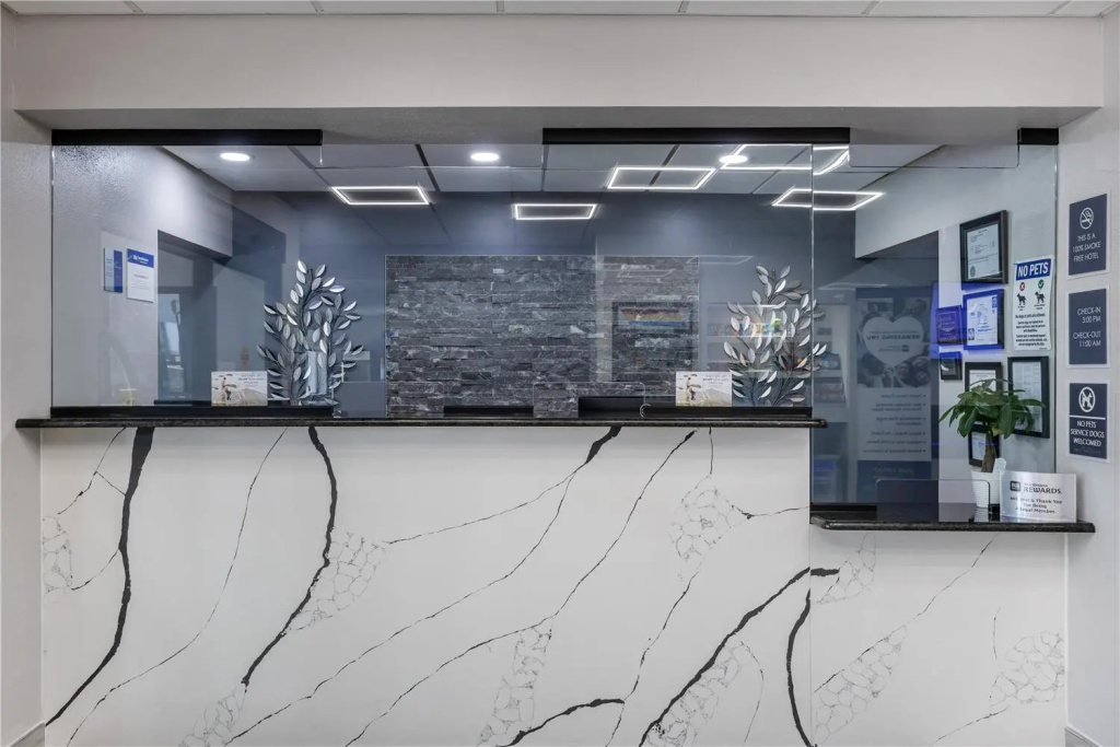 Best Western Bolingbrook Hotel — 2