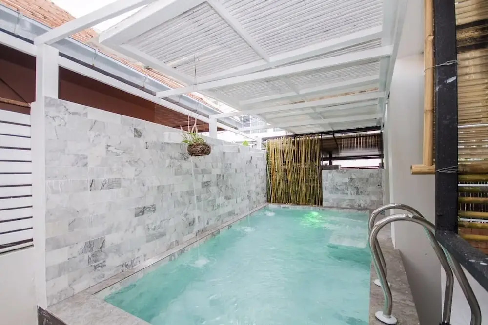 Вилла с 3 комнатами в Tamnak Villa