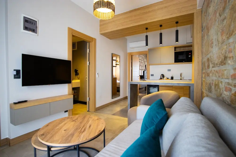 Luxury Suite