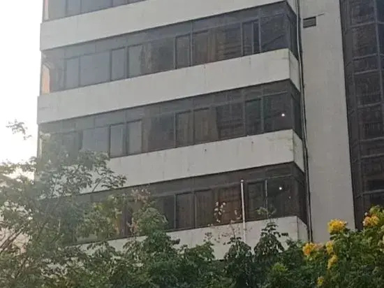 Jinyue Business Hotel