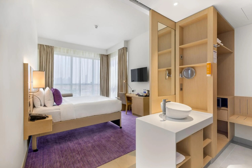 Premier Inn Dubai Ibn Battuta Mall 5