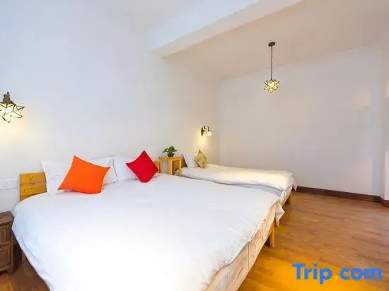 1 Bedroom Suite with view