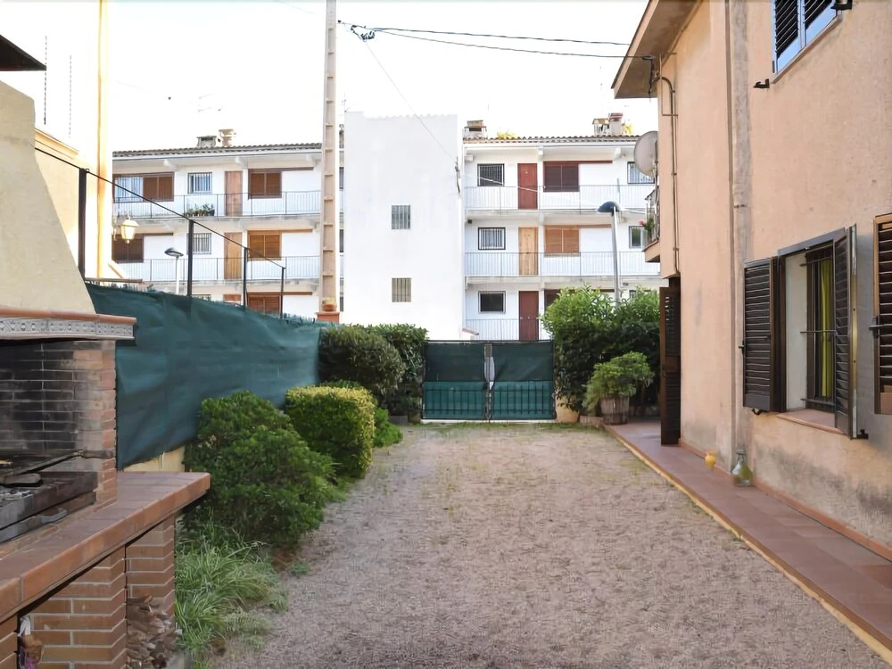 Apartament escoles atic