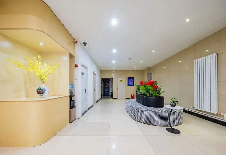 Xianghe Meishang Hotel (Jinyaoshi Huizhan Center)