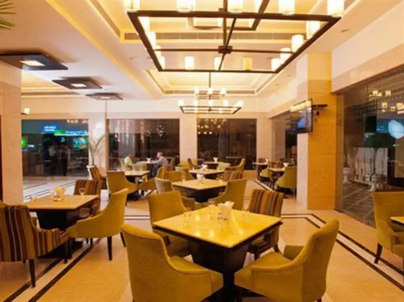 Food & Beverage