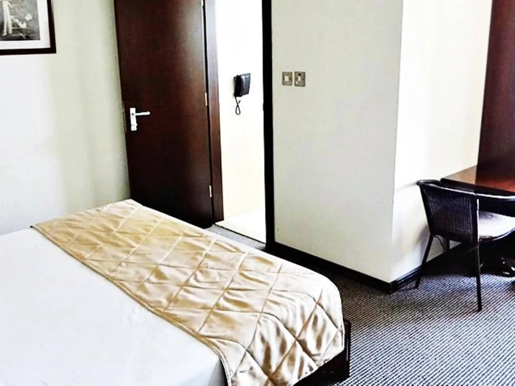 Отель Concorde Palace Hotel в Дубае