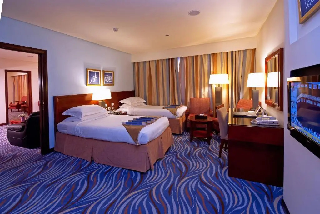 Junior Suite with city view