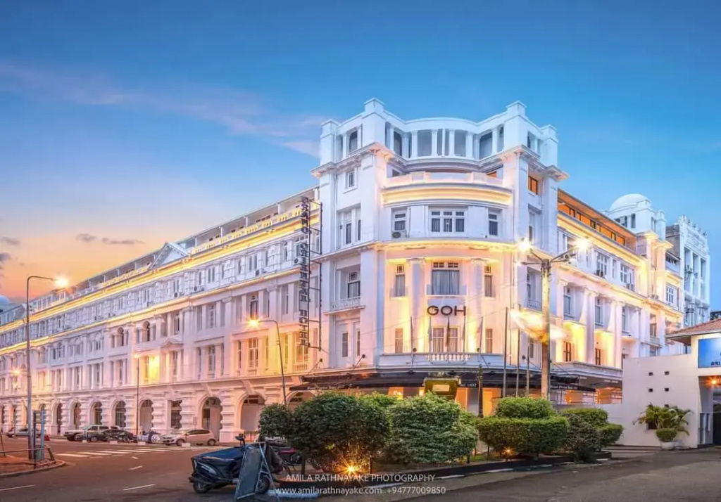 Grand Oriental Hotel — фото