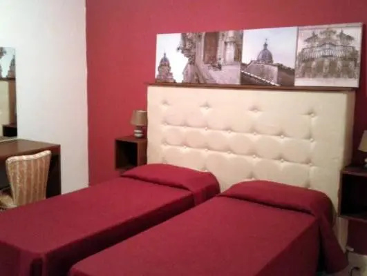 2 Bedrooms Standard Quadruple Family room with city view (full double bed)