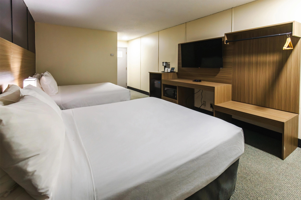 SureStay by Best Western Smithers — 4