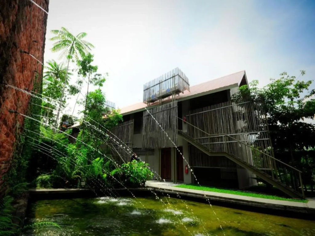 Belum Rainforest Resort