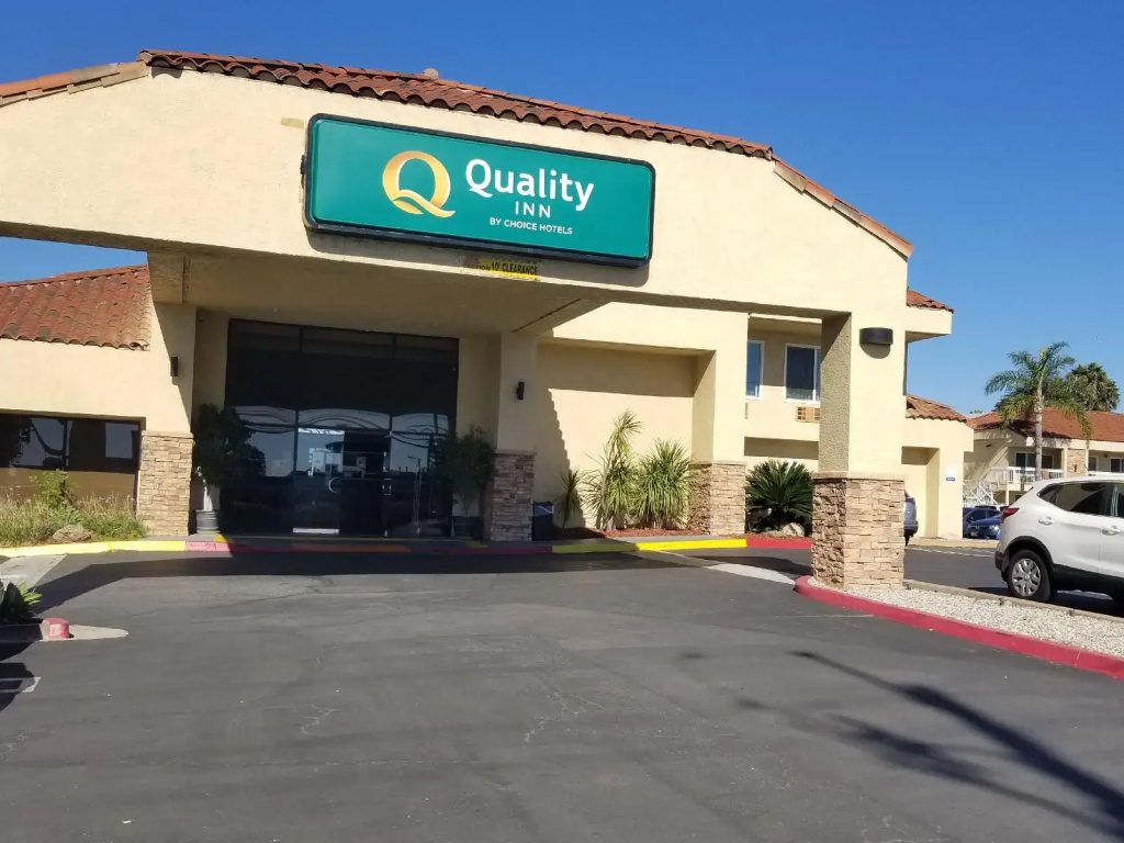 Quality Inn Near Long Beach Airport — фото