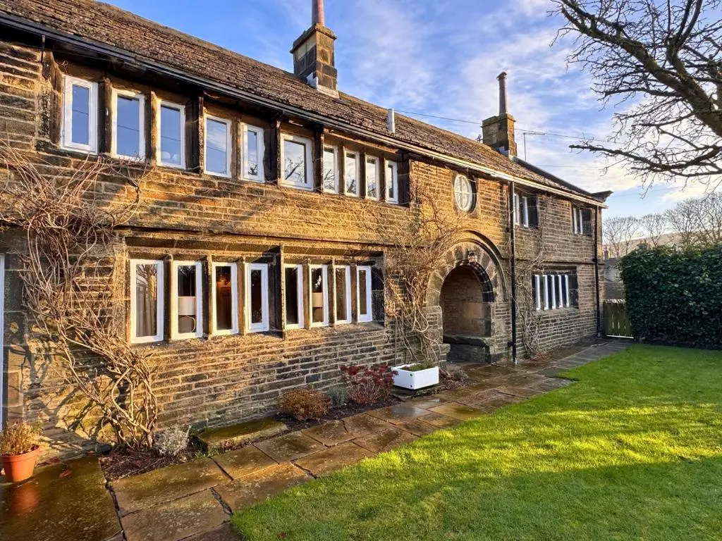 Holdsworth House