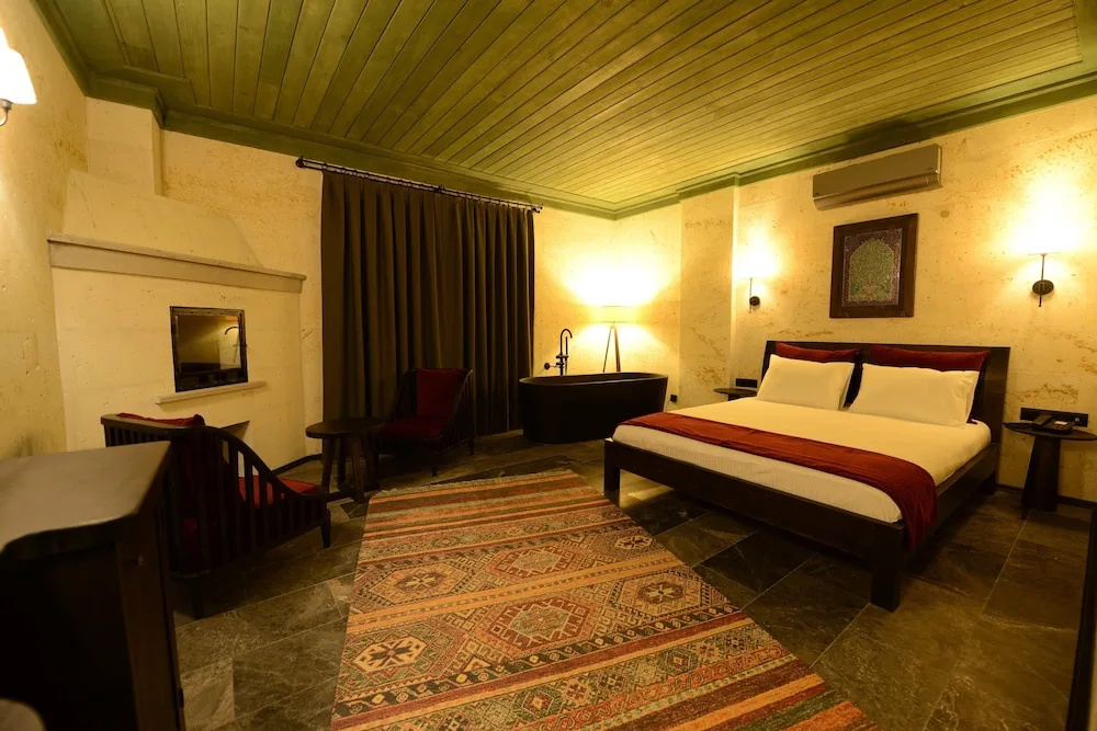 Royal room
