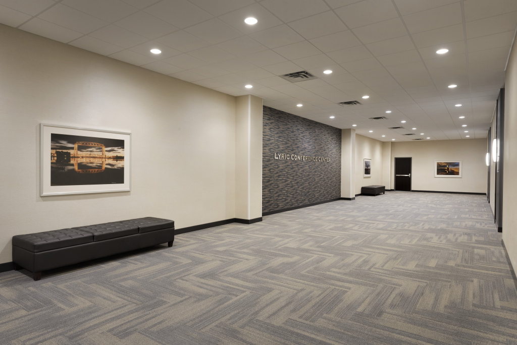 Holiday Inn & Suites Duluth Downtown by IHG - Général
