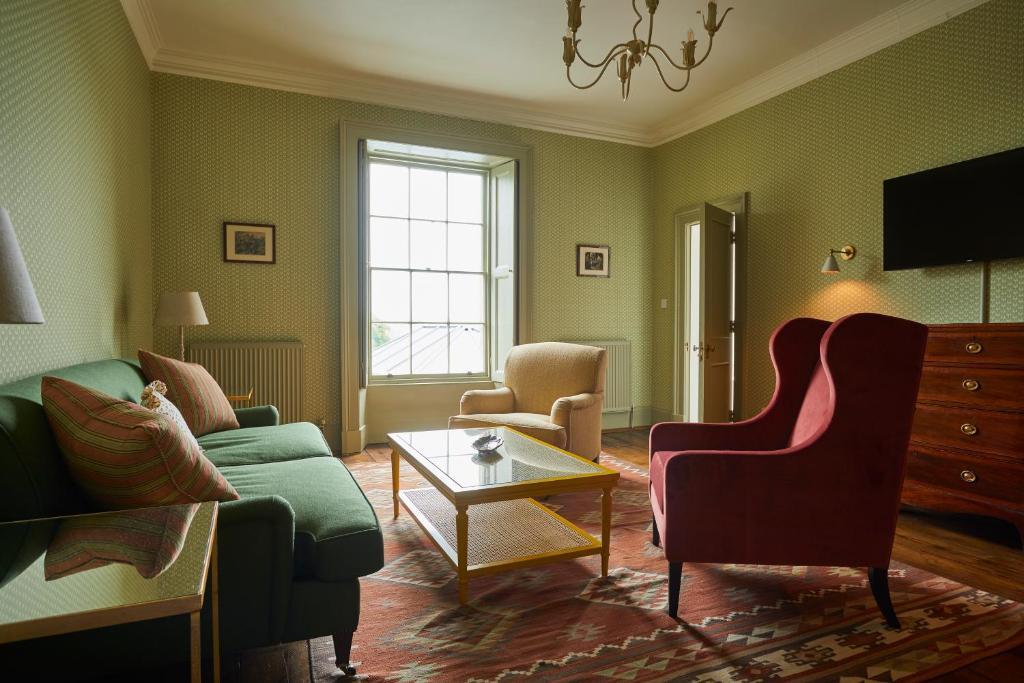 The Retreat Hotel, Elcot Park by null