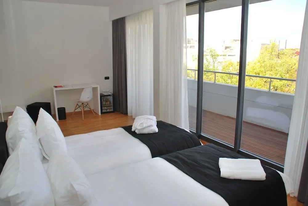Superior Double room with balcony full double bed