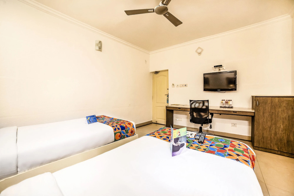 FabHotel Flamingo Anna Nagar — 2