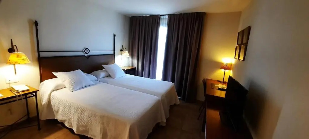 Hotel Sant Jordi - Chambres