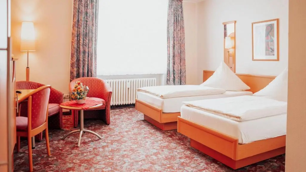 Standard Double room (full double bed)