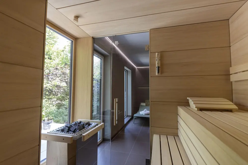 Balcony & Terrace