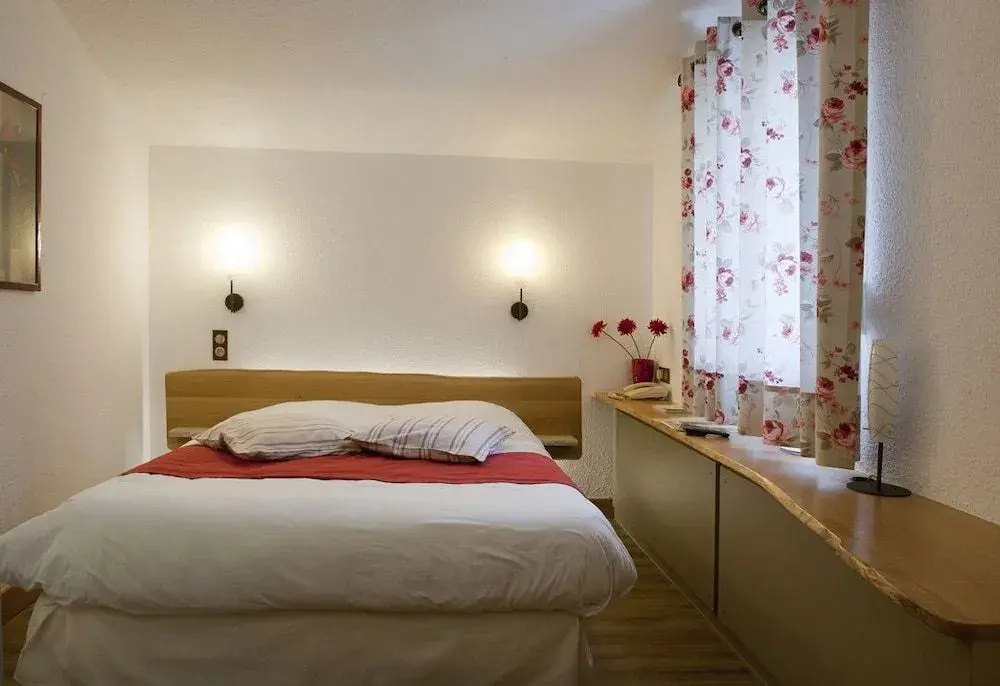 Hôtel restaurant Le Cheval Rouge - Général