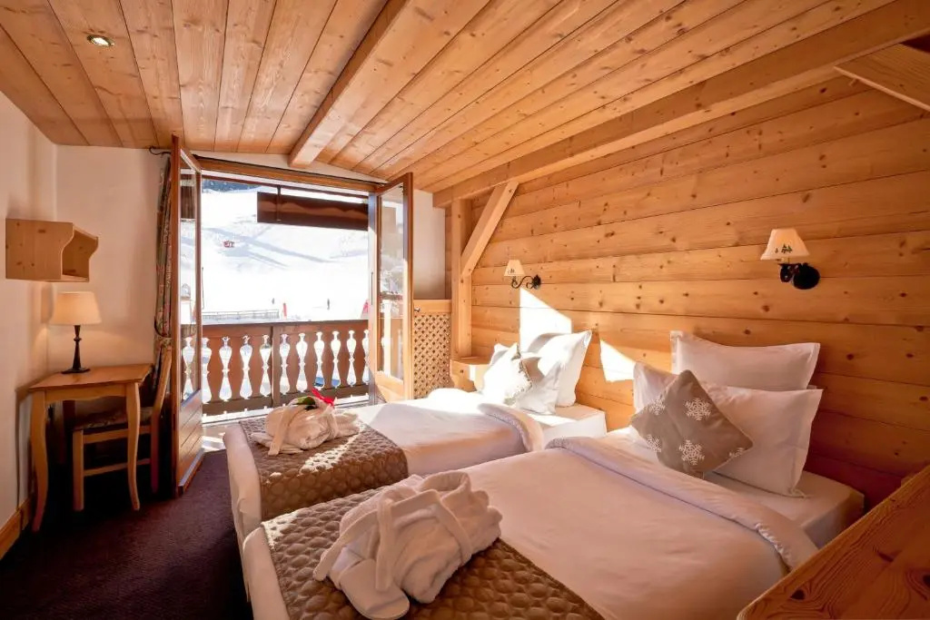 Superior Double room (full double bed)