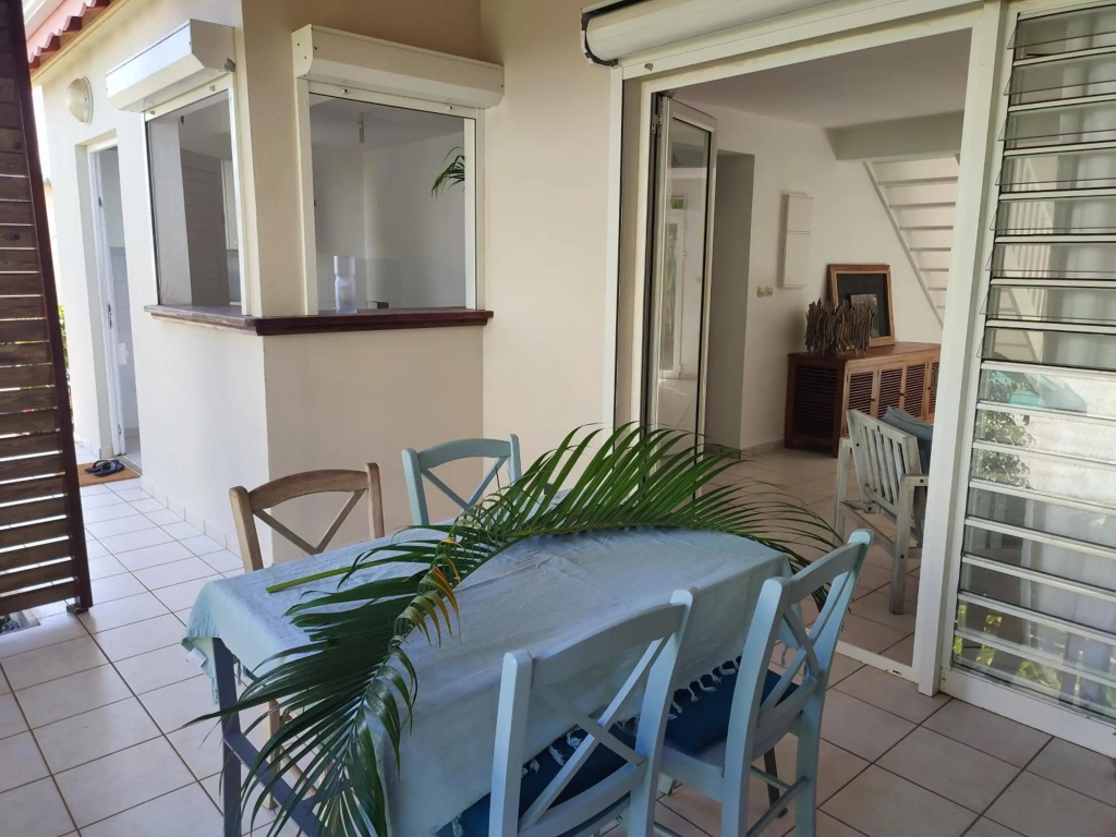 Charmante villa avec accès direct à la mer
