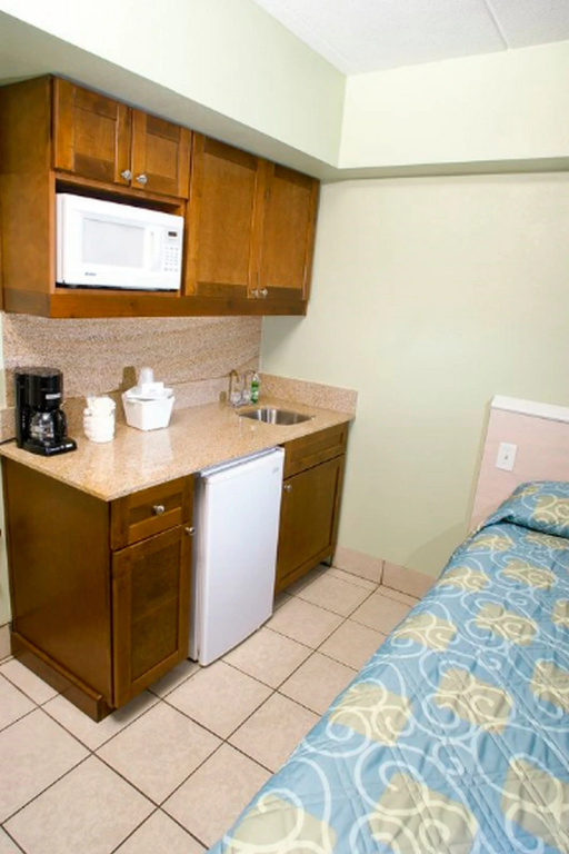 Deluxe Quadruple room oceanfront