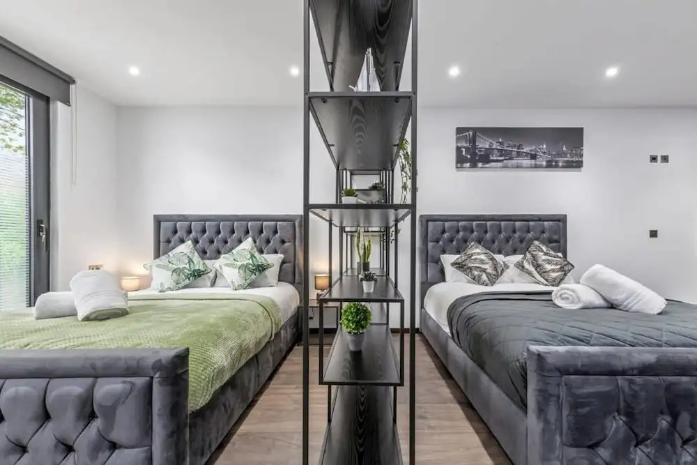 Huge Cosy Studio Family Sleeps 4 North West London — фото