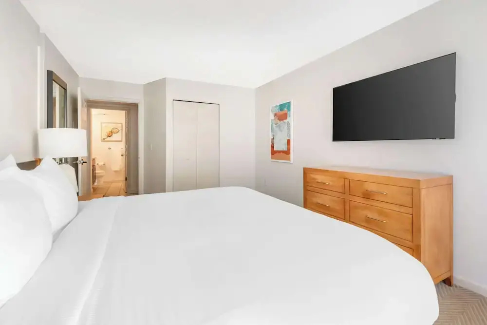 1 Bedroom Double Suite (full double bed)