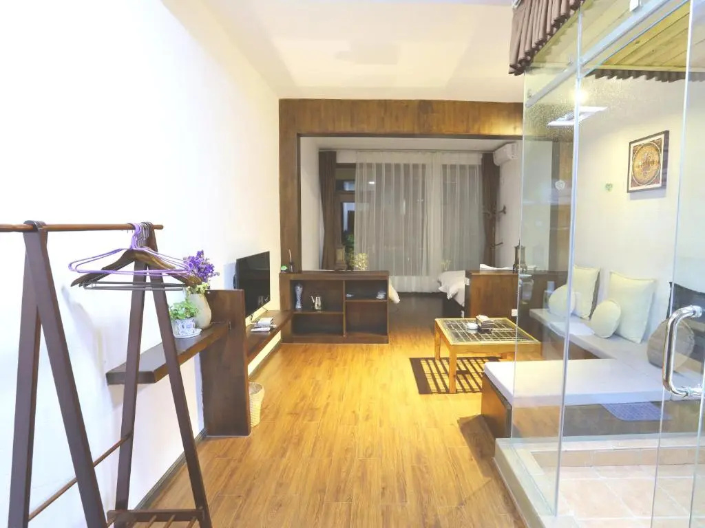 Standard Double room with balcony (twin beds)