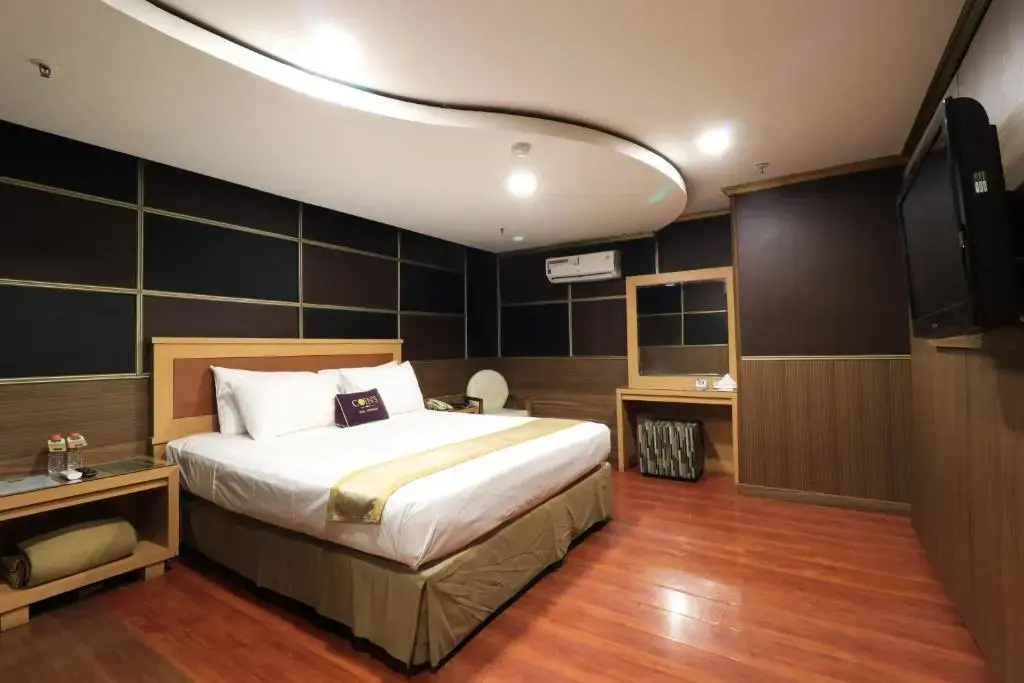 Economy room