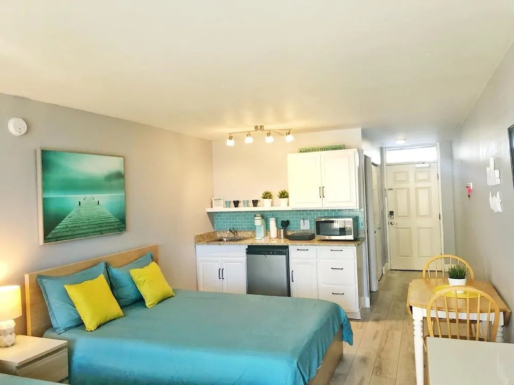 Pirates Cove Resort Studios - Général