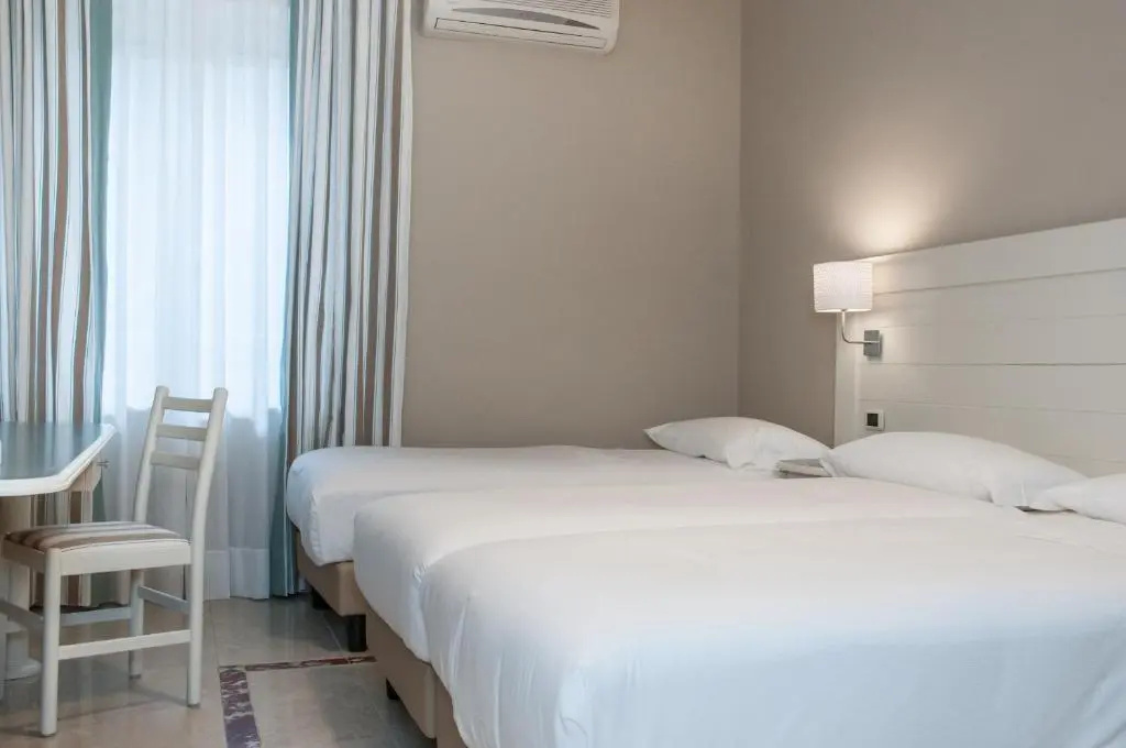 Astoria Vico Hotel - Chambres