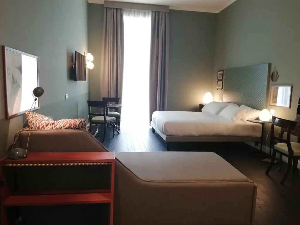 Deluxe Apartment