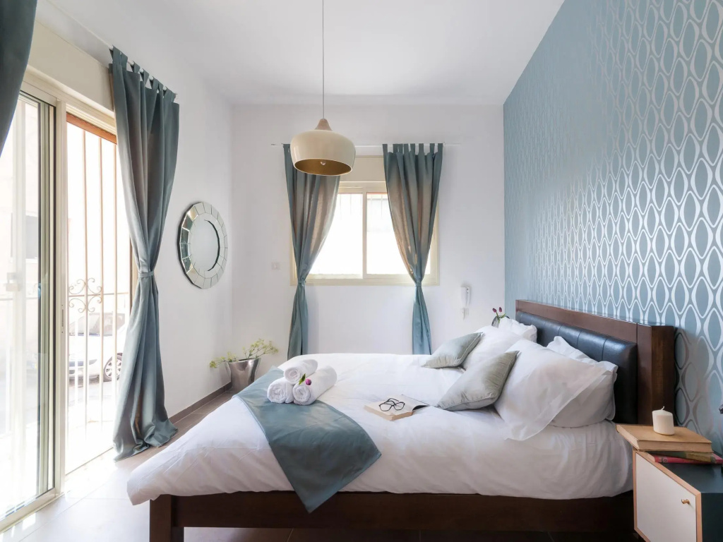 Royal Eden Apartment