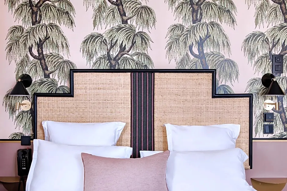 Deluxe Single room