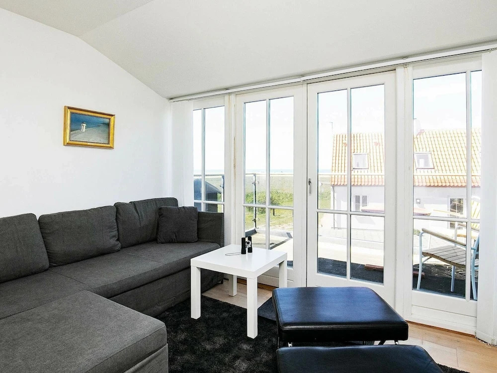 Contemporary Holiday Home in Lokken With Ocean Views - фото 4