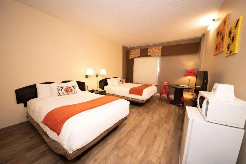 Quadruple room