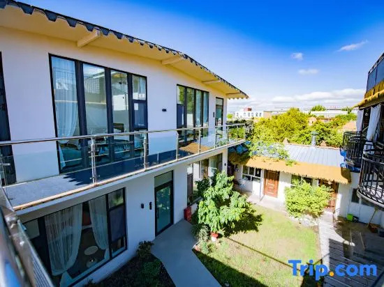 Turks Flip Pigeon Homestay