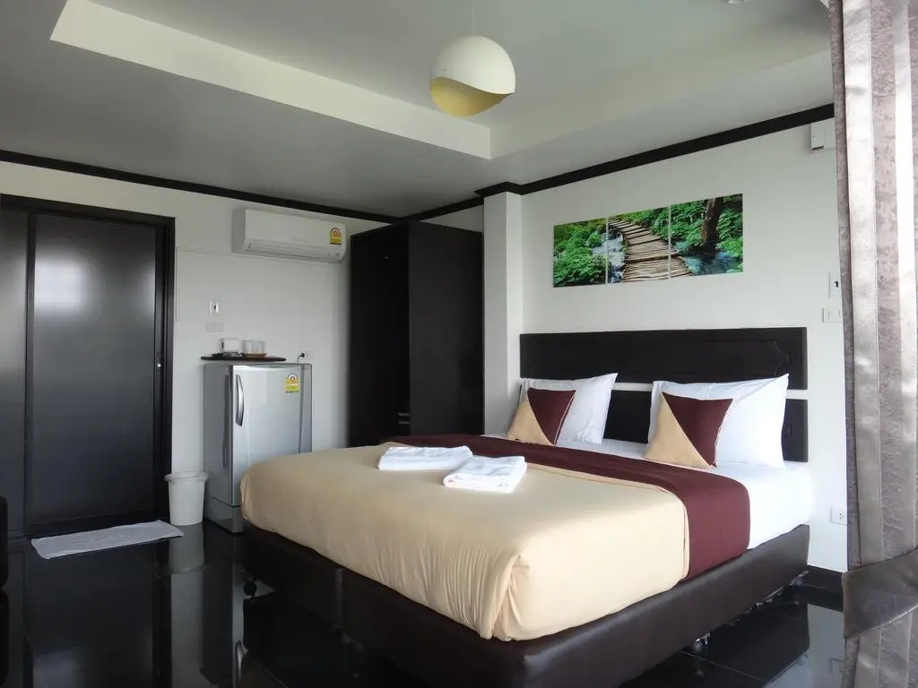 Deluxe Double room with sea view (full double bed)