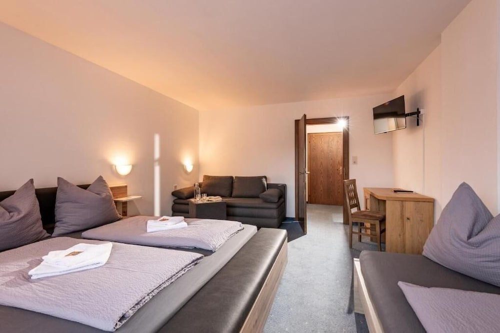 Pension Berta & Restaurant Franz - Chambres